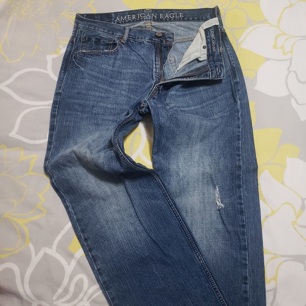 American Eagle Low Loose Denim Jeans - Picture 6 of 9